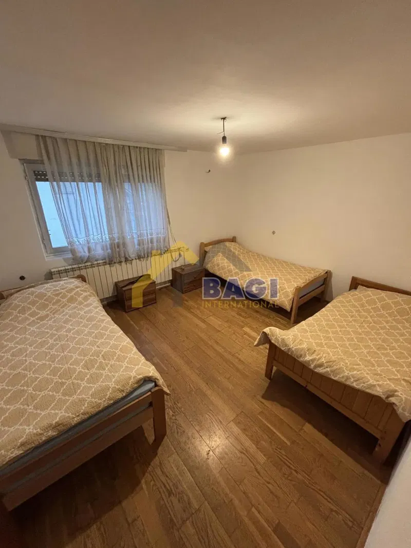 House Donje Podotočje, Velika Gorica - Okolica, 250m2 – 2