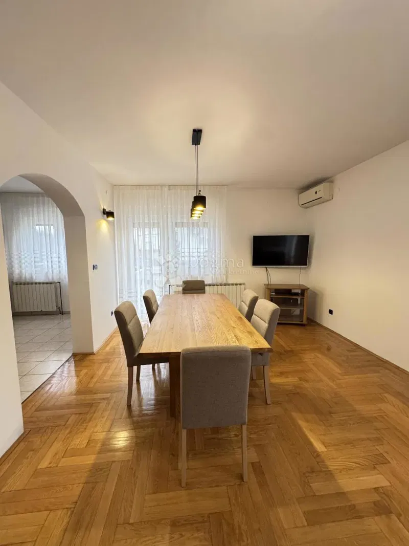 House Lučko, Novi Zagreb - Zapad, 467m2 – 2