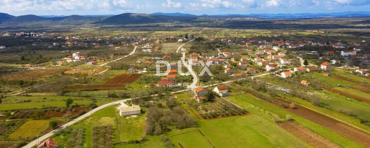 BIOGRAD NA MORU - działka z projektem i pozwoleniem na budowę