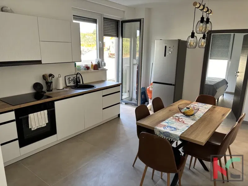 ISTRA, PULA, NEWLY BUILT APARTMENT 79.36M2 WITH 100M2 ASSOCIATED GARDEN – 2