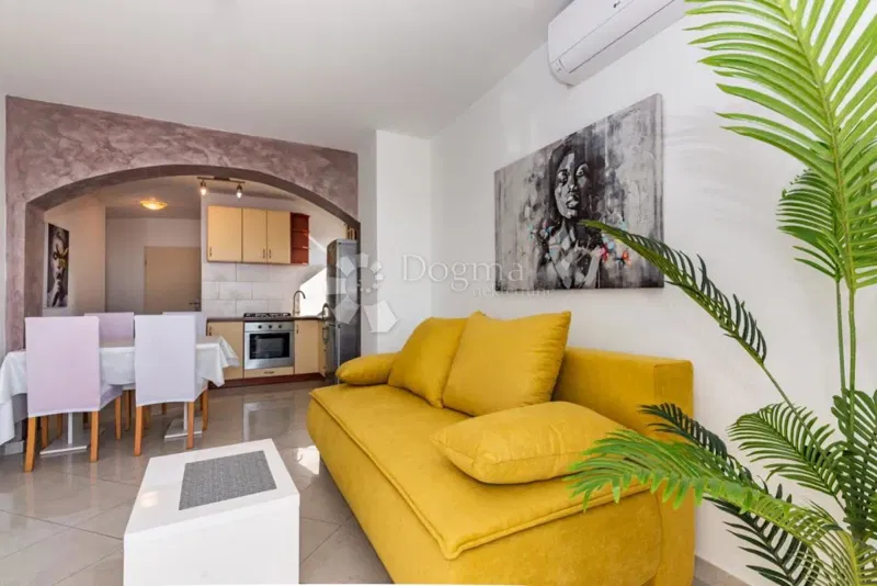 Flat Plešići, Kostrena, 55m2 – 2
