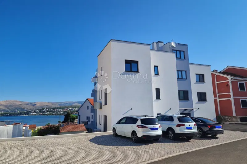 Čiovo - Penthouse tetőterasszal és tengerre néző kilátással! – 2