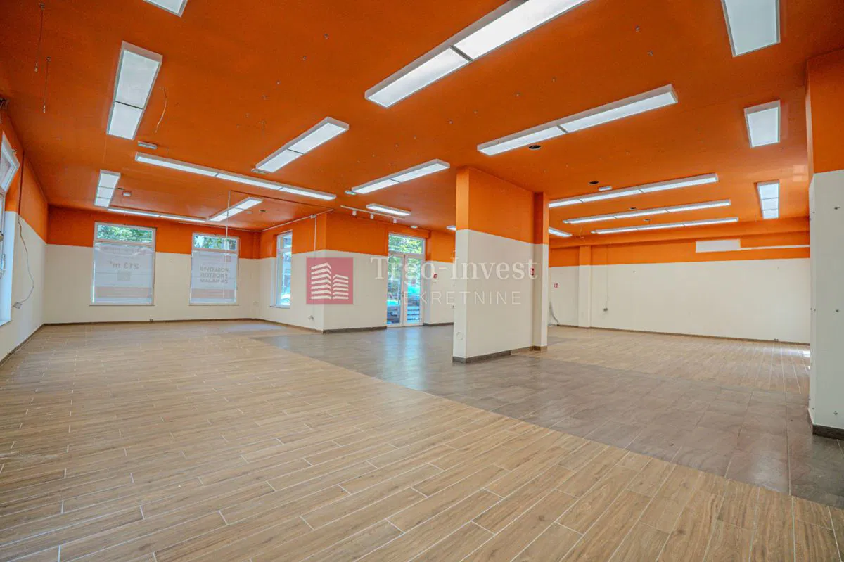 STJEPANA PL. HORVATA poslovni prostor, prizemlje, 213 m², ZAKUP