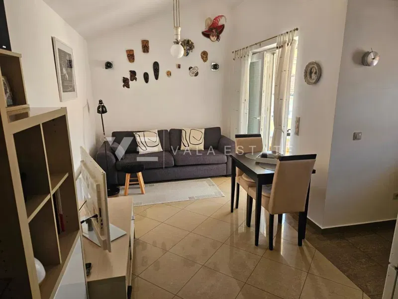 FURNISHED APARTMENT WITH GARDEN IN A QUIET LOCATION – 2