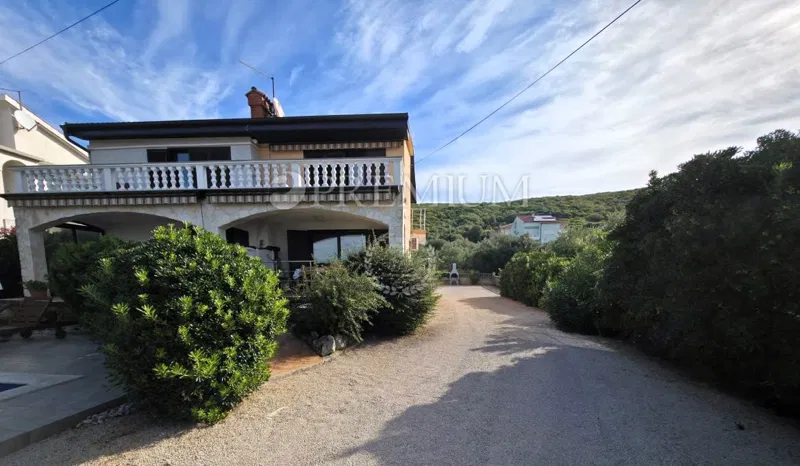 Punat, kuća s bazenom, blizu mora! – 3