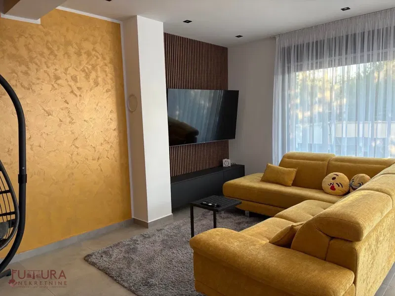 House Zaton – 2