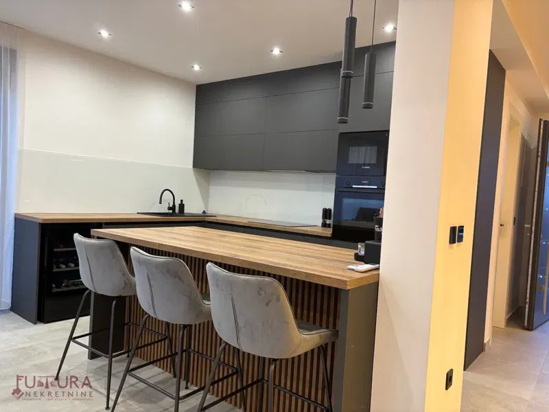 House Zaton – 3