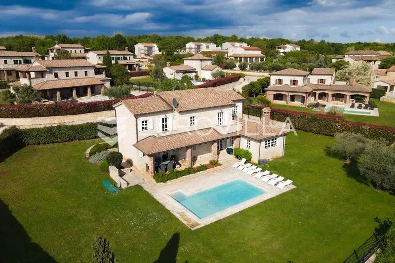 Casa Rajki – 2