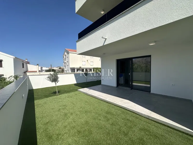 Pag - dvojizbový apartmán 80 m2 s veľkou záhradou 75 m2 pri mori – 3