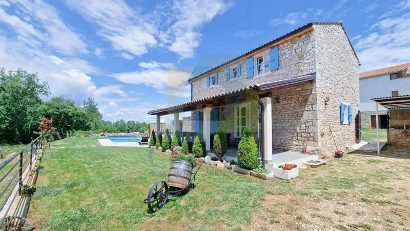 Poreč, Surroundings, Renovated Authentic Istrian House with a Large Yard – 3