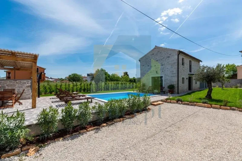 Poreč, Surroundings, Renovated Authentic Stone House with Pool, 9 km from the Sea – 2
