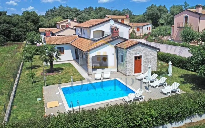 Poreč, Surroundings, Detached House with Pool in a Quiet Location, 19 km from the Sea – 2