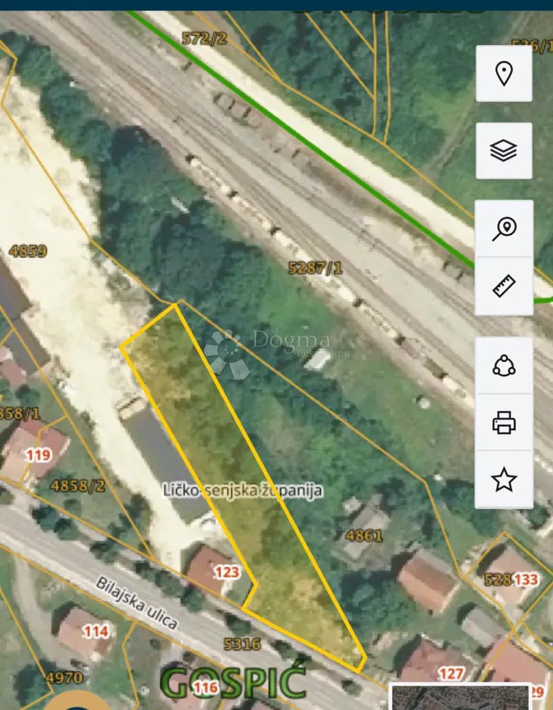 Építési telek Lipovac, Gospić, 1.380m2 – 3