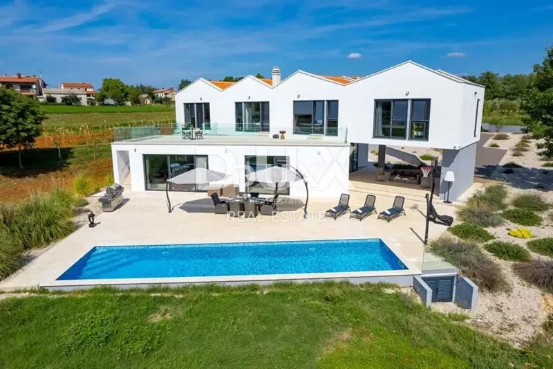 ISTRIA, VIŠNJAN – Villa di design di lusso con 6 camere da letto, piscina e ampio giardino – 3