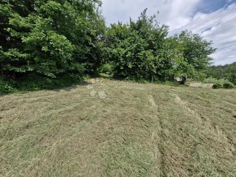 Terreno edificabile Buzet, Podrečak, 1.393m2 – 2