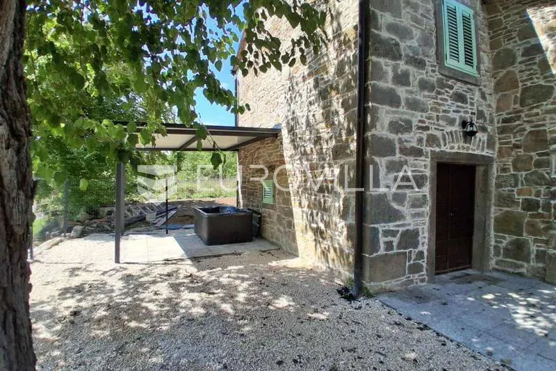 Istria, Buzet, authentic stone house with complete privacy in the heart of nature – 2