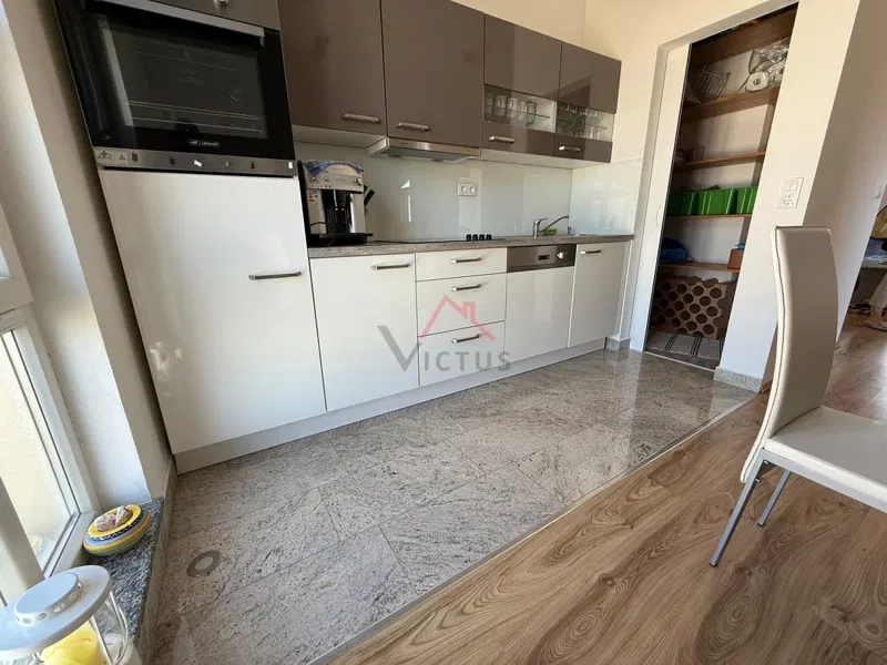 JADRANOVO - 3-bedroom apartment with dining room, apartment in a quiet location, 102 m2 – 2