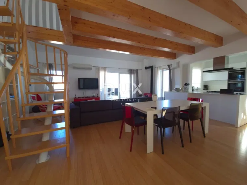 ISLAND ISLAND MURTER, MURTER - OPPORTUNITY! Exclusive four-bedroom penthouse – 2