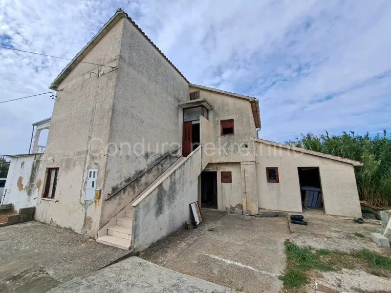 Casa Vrsi – 3