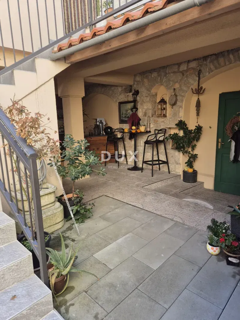 MURTER, BETINA - OPPORTUNITY! Exclusive stone house with a yard – 3