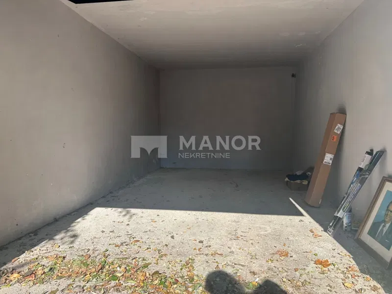 Garage Pećine, Rijeka, 18m2 – 2