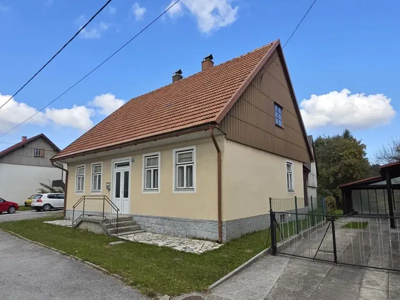 Gorski kotar, Ravna Gora, kuća prodaja