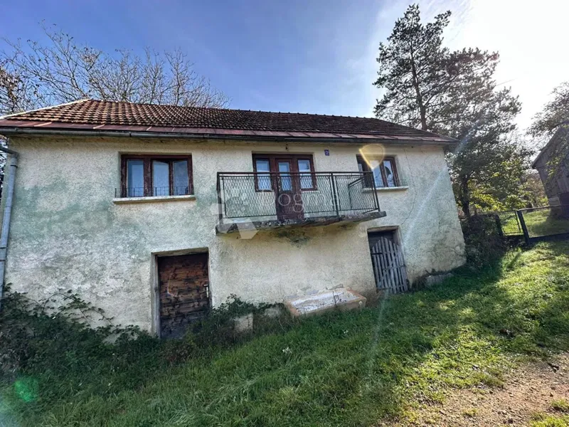 Ház Švica, Otočac, 900m2 – 2