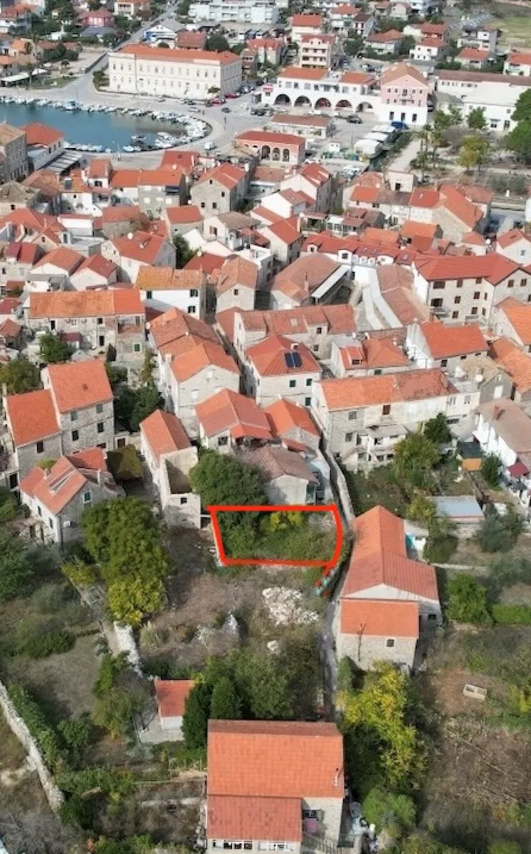 Građevinsko zemljište u centru grada, Stari Grad, otok Hvar