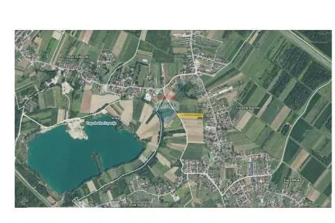 Rugvica, Hrušćica, negrađevinsko zemljište