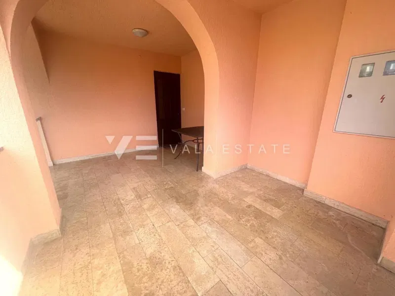FURNISHED ONE-BEDROOM APARTMENT WITH SEA VIEW – 2