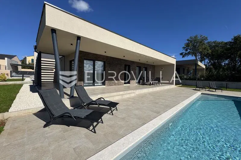 Istria, Jakovići – New Build, Single-Storey House 144 m² with Two Bedrooms and a Swimming Pool – 3