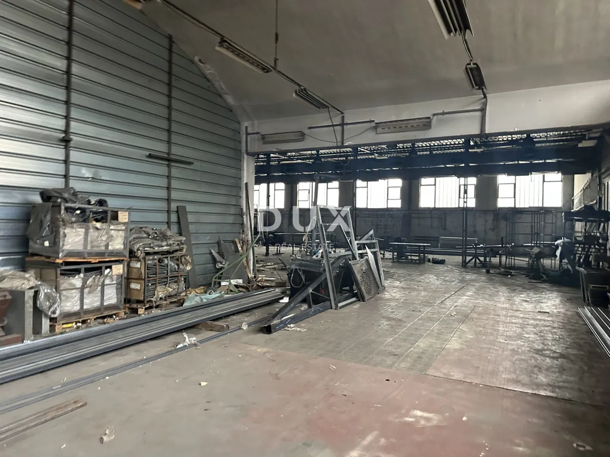 ЗАДАР, ГАЗЕНИЦА - Складское помещение 530 м²