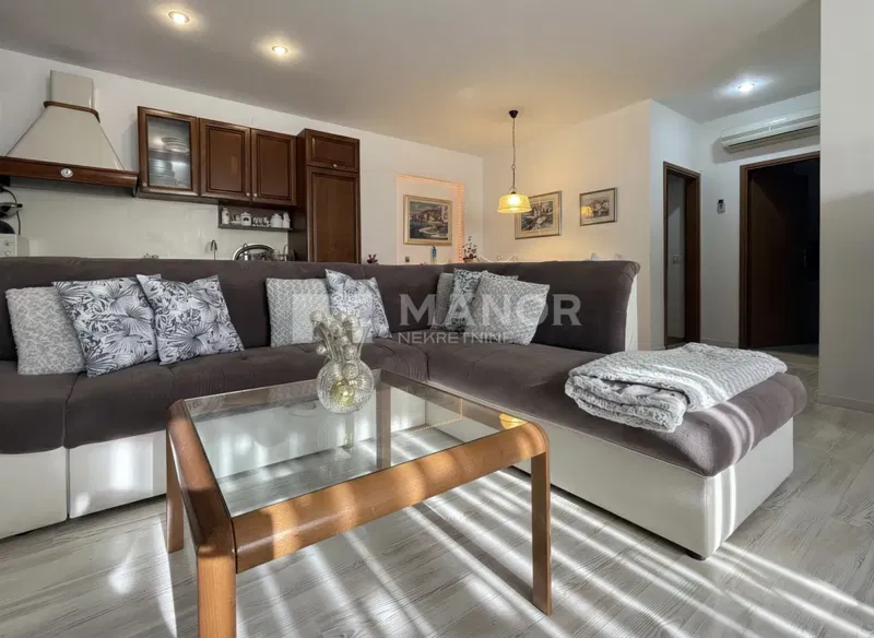 Flat Malinska, Malinska-Dubašnica, 74m2 – 2