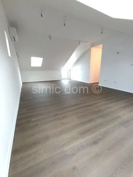 Renovated three-bedroom apartment, Split – 2