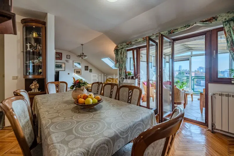 For Sale, Zagreb, Trešnjevka, Apartment 105 m² + Sale of 2 Garages – 2