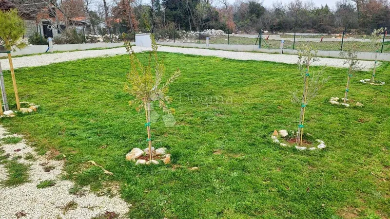 Terreno di alta qualità con pozzo d'acqua a 500 m dal mare – 3