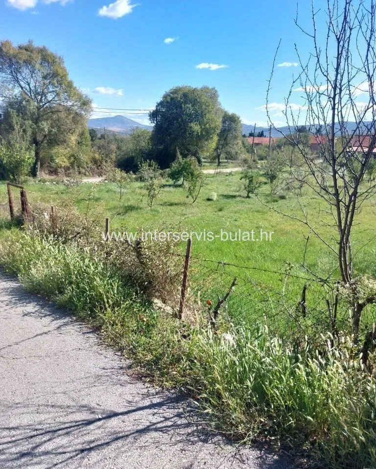 .::: Građevinsko zemljište 1.228m2 u Siveriću :::.