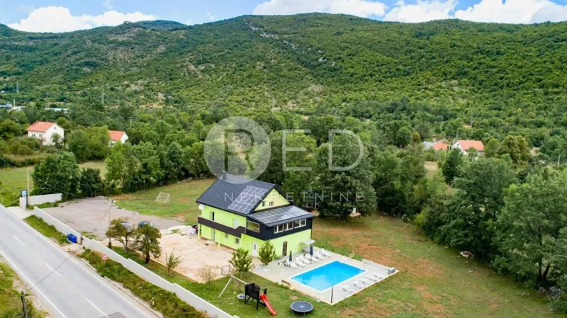 KUĆA ZA ODMOR LOVINAC