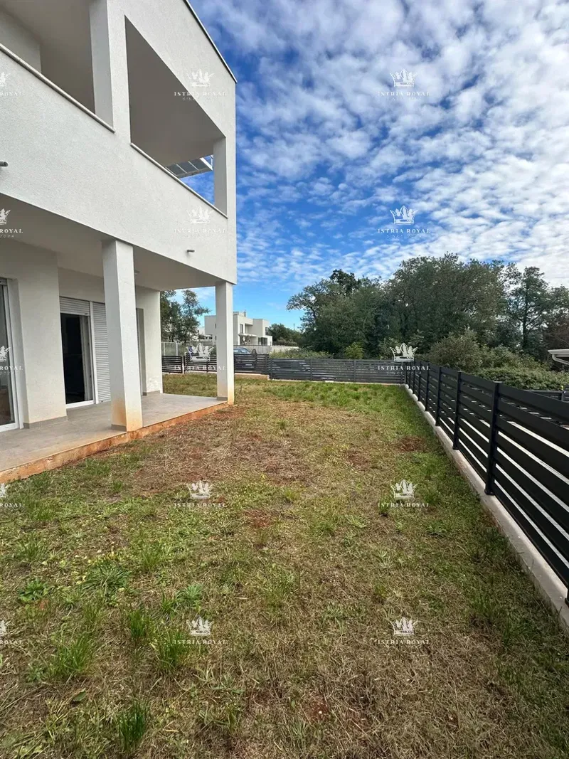Istria, Karigador, duplex 118m2, 2 bedrooms + living room, 300m from the sea, sea view – 3