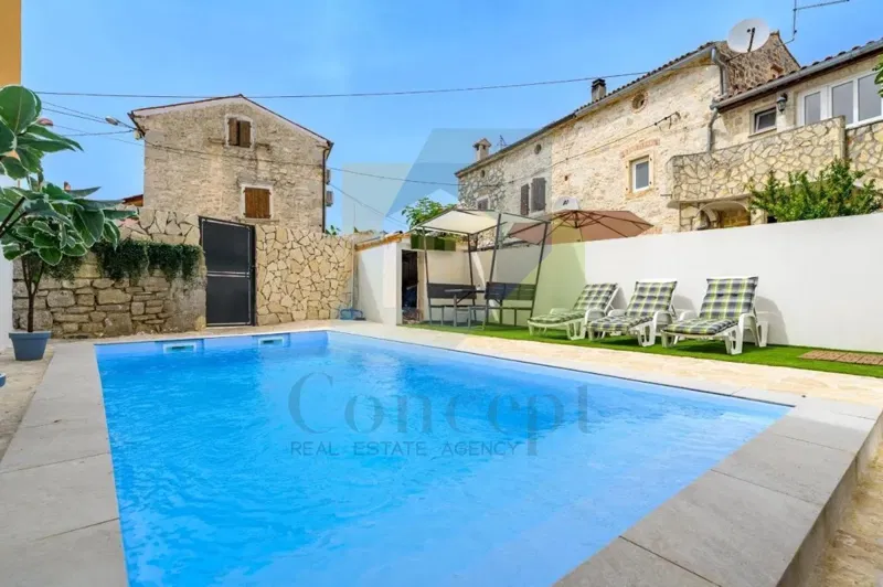 Poreč, nearby area, Renovated Stone House with Pool 3 km from the Sea – 2