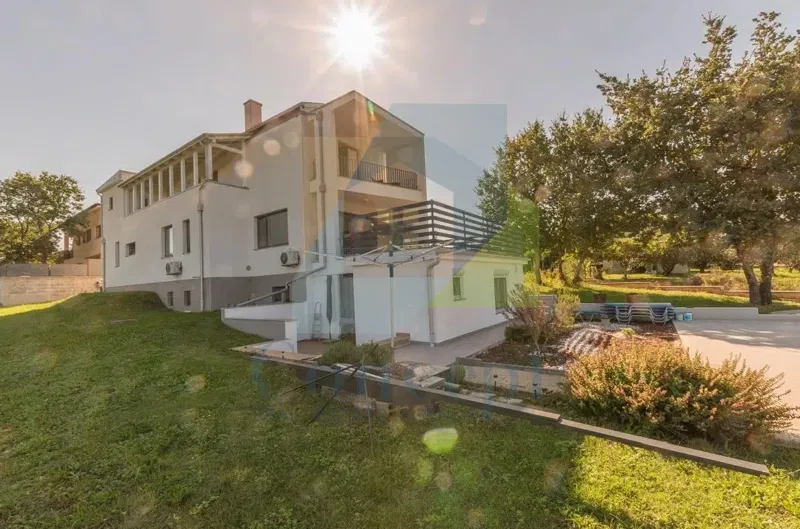 Poreč, Surroundings, Modern Apartment House with Sea View, 5 km from the Sea – 2