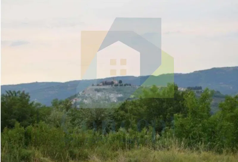 Motovun, Surroundings, Property for Renovation on the Hill with a View of Motovun and Nature, OPPORTUNITY for Investors – 2