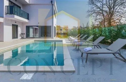 Poreč, Suburb, Modern Villa with Pool in an Excellent Location, 800 m from the Sea – 3