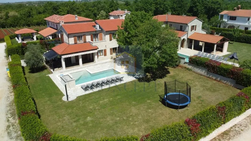 Poreč, dintorni, Splendida casa in pietra con grande giardino e piscina, a 12 km dal mare – 2