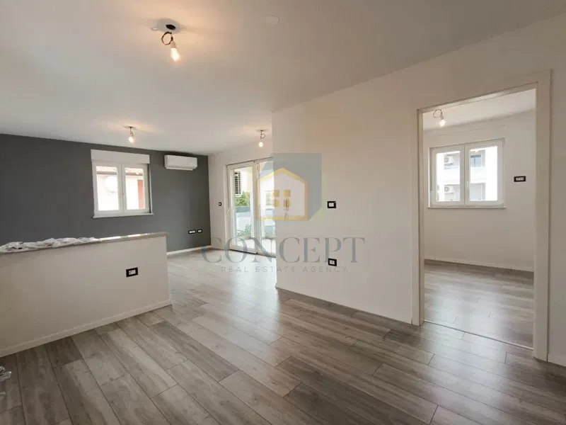 Poreč, Surroundings, Apartment on the 2nd Floor with 2 Bedrooms, 7 km from the Sea – 3