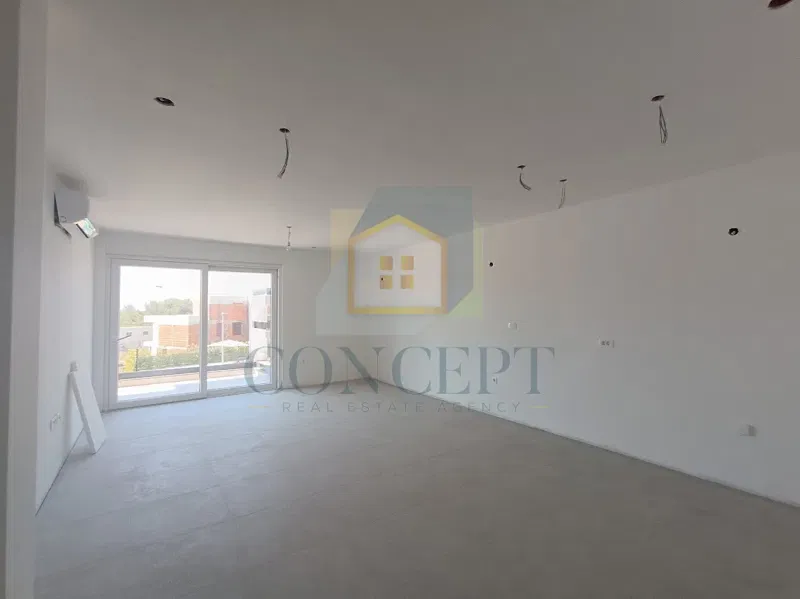 Poreč, Surroundings, Luxury Apartment on the 1st Floor of a New Building, 1300 m from the Sea – 2