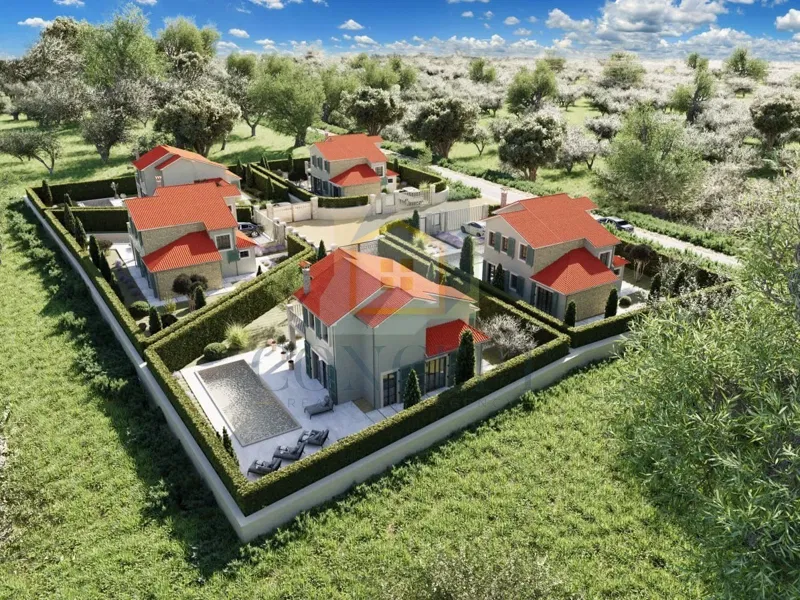 Poreč, Tinjan, Surroundings, House with Pool in an Exclusive Complex, 20 km from the Sea – 2