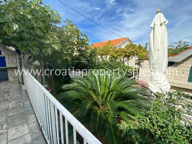 Brac, house for sale, 380.000 € – 2