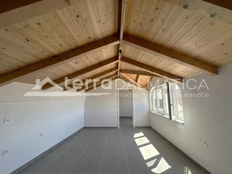 Unique house in Krapanj, three floors, 50 m from the sea – 2