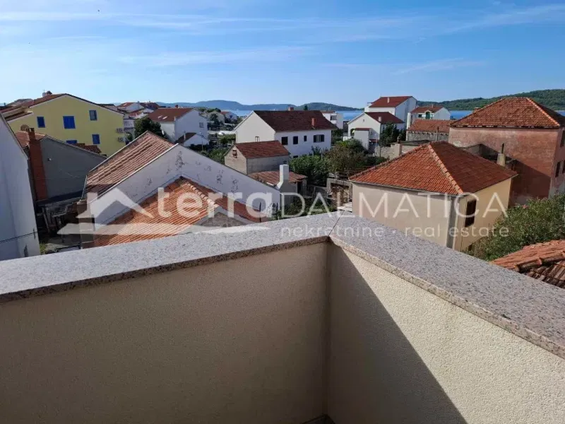 House with two apartments and five suites in Srima - ideal for tourism and family life – 3